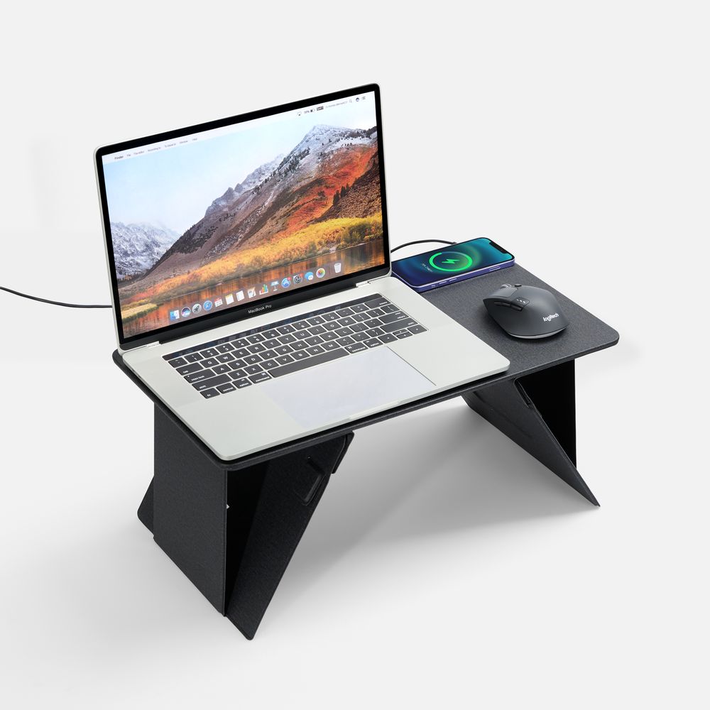 Складной стол для ноутбука с беспроводной зарядкой Kickstand Table