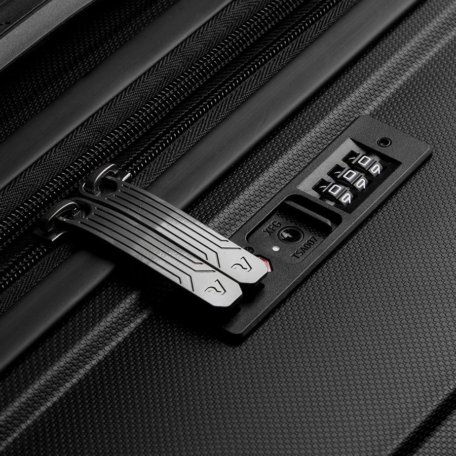 Чемодан Butterfly L