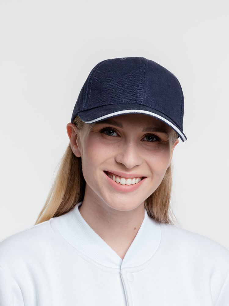 Бейсболка Generic