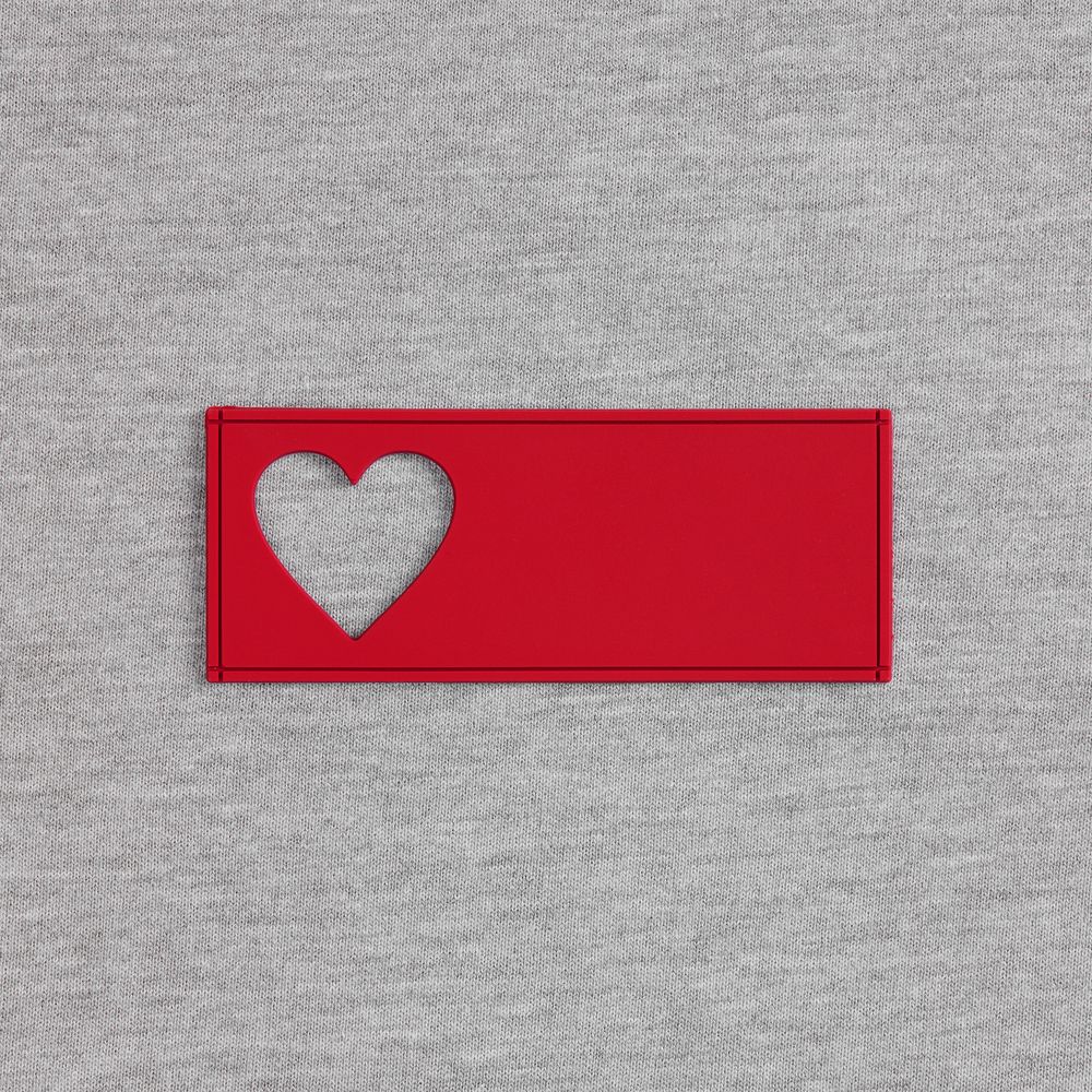 Лейбл из ПВХ с вырубкой «Сердце»