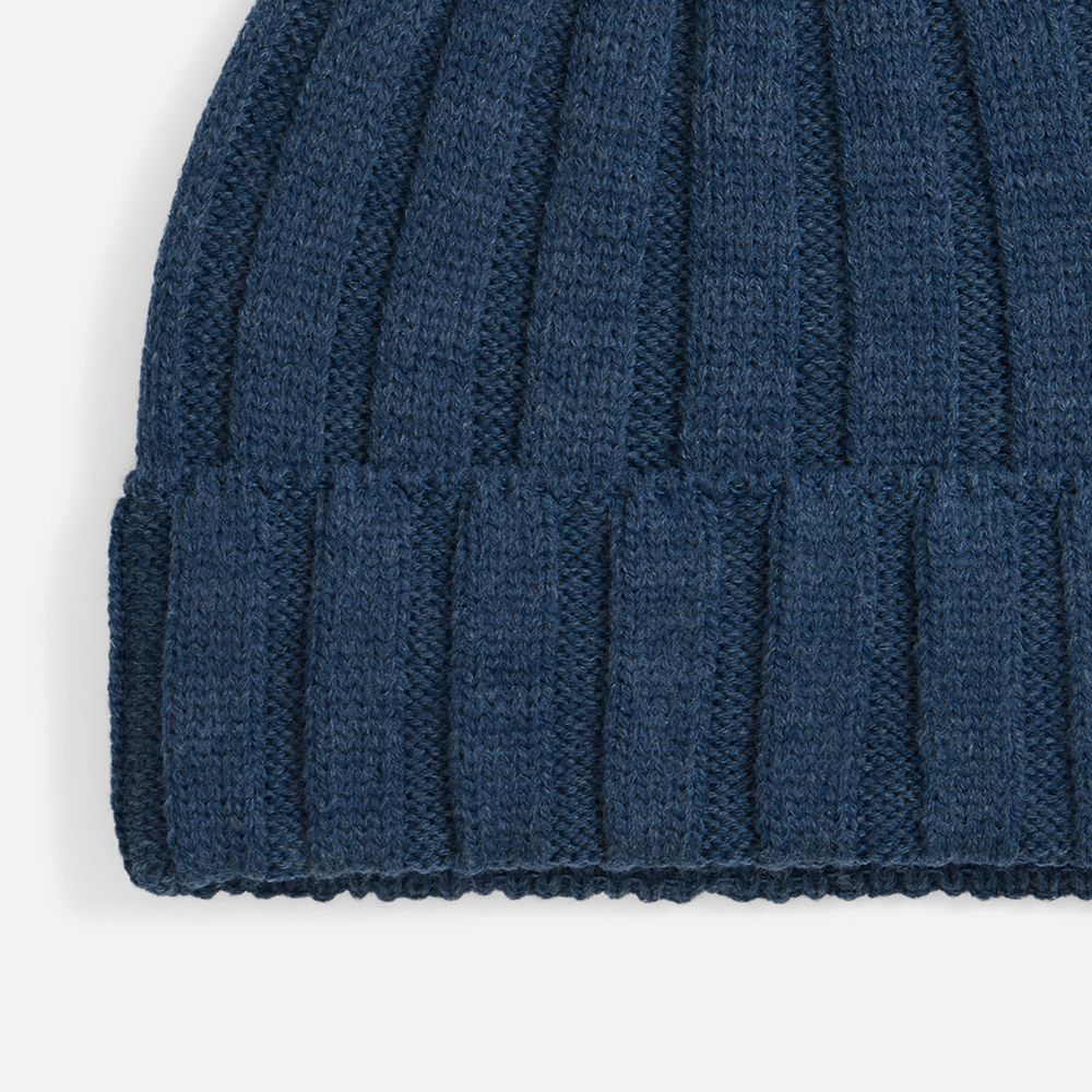 Шапка Metelitsa