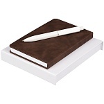 коричневый