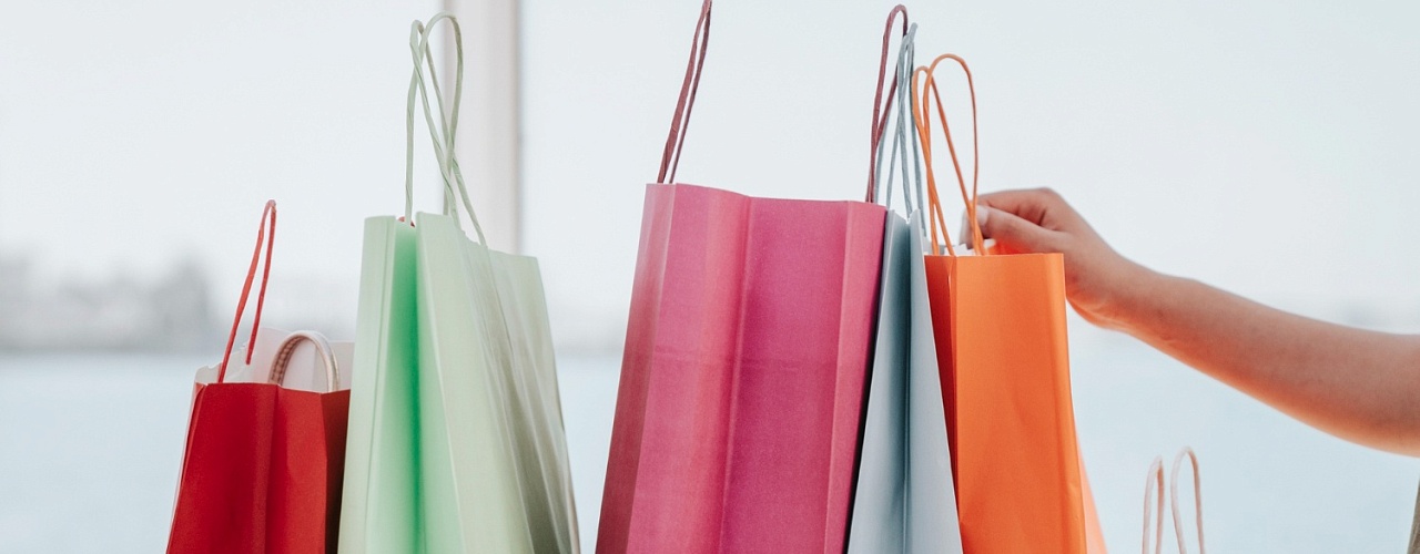 Где заказать пакеты с логотипом: в Москве, СПб, недорого и с доставкой